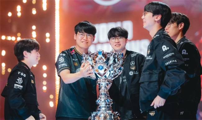 【一竞技1JingJi】LOL：LOL被曝将重构游戏逻辑 Faker再一次摧毁了LPL