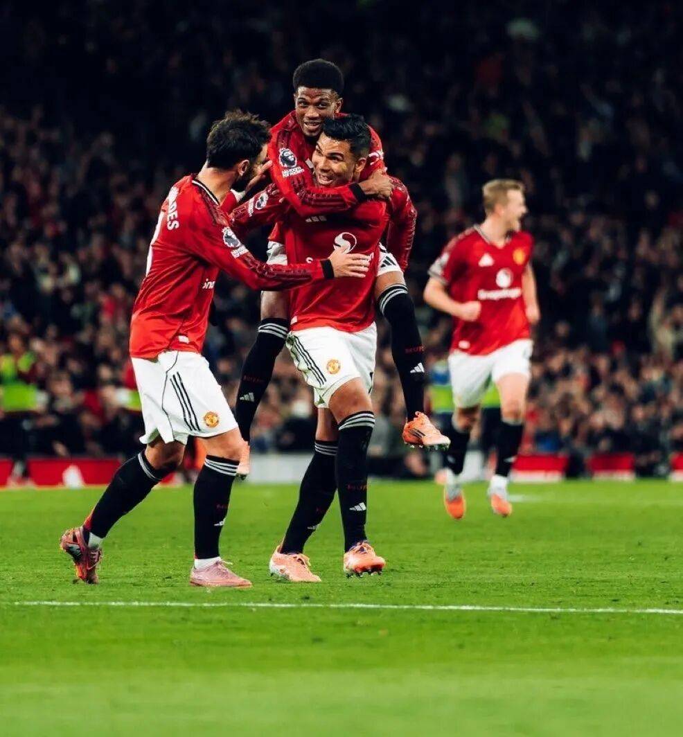 曼联4-2布莱顿！斩获三连胜，暂时杀回前四！詹库科齐发威