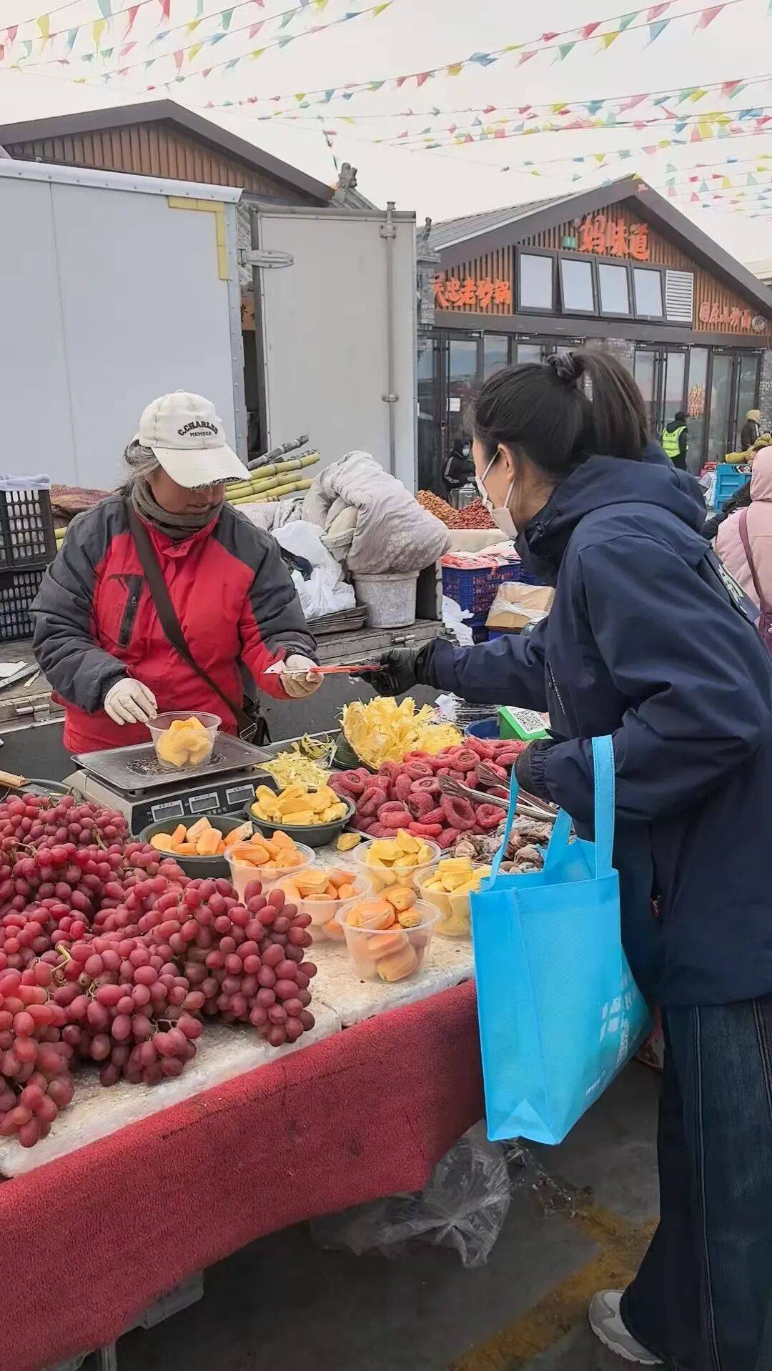 线上直播聚人气 线下宣讲入人心