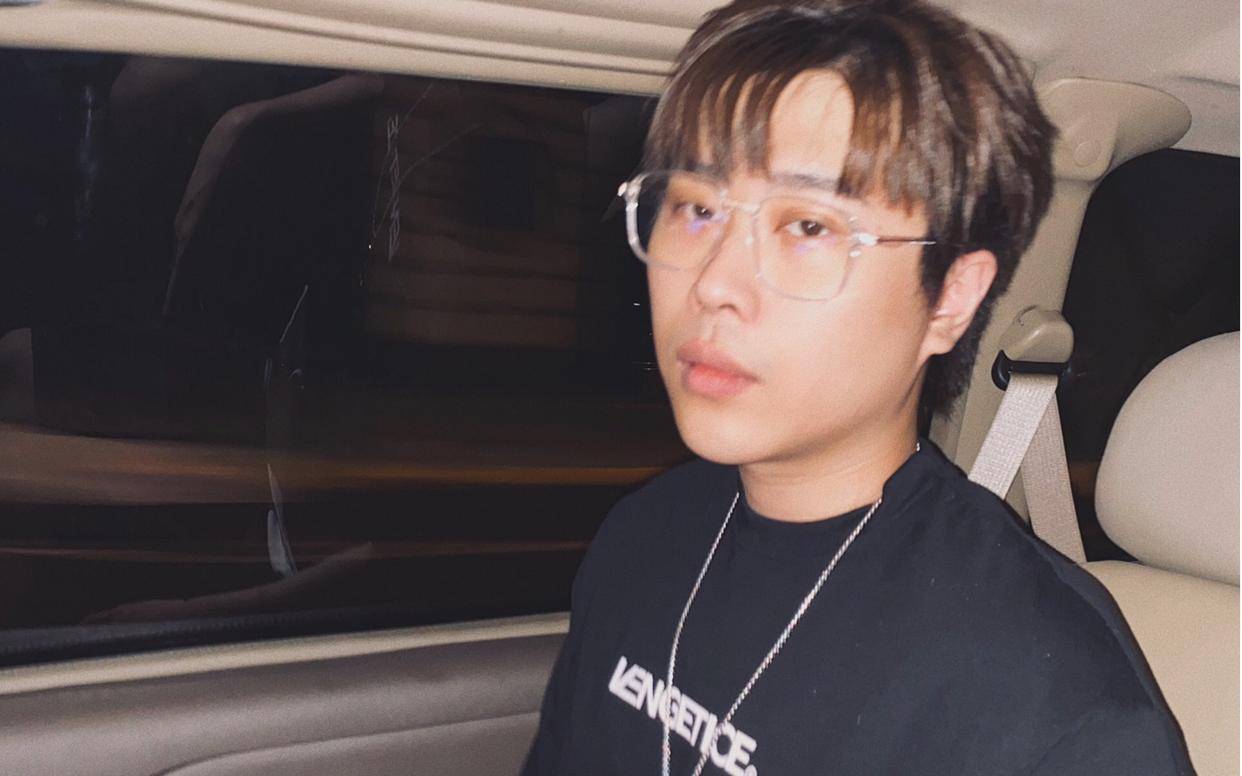 LOL主播集体遭遇瓶颈期！UZI感叹直播没人看：要是卢本伟还在就好了