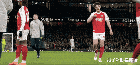英超：阿森纳2-0布伦特福德5分领跑 梅里诺传射萨卡补刀 赖斯伤退