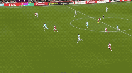 英超：阿森纳2-0布伦特福德5分领跑 梅里诺传射 萨卡补刀 赖斯伤退