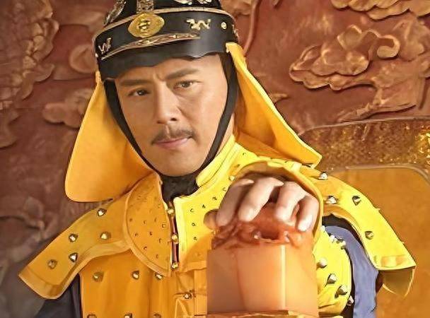 熬死多(duō)爾(ěr)衮，算(suàn)计鳌拜：孝庄从“弃子”到“庄家”的繙(fān)盘局